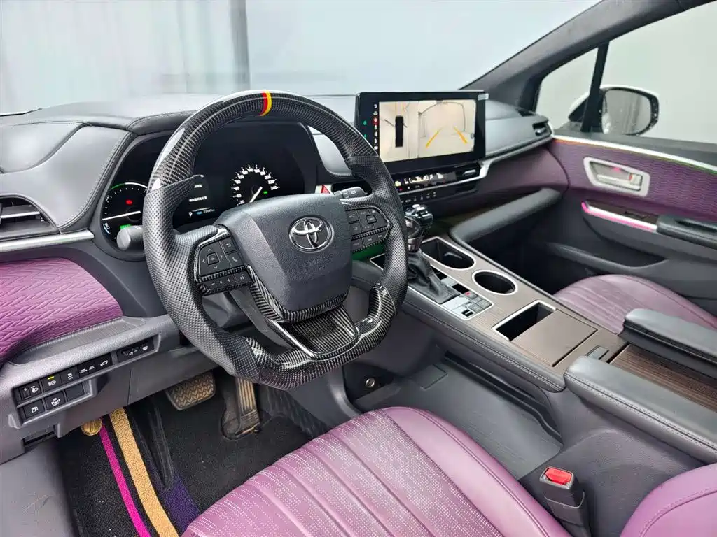 Toyota Sienna 2024 2.5L Hybrid Comfort Edition фото 19