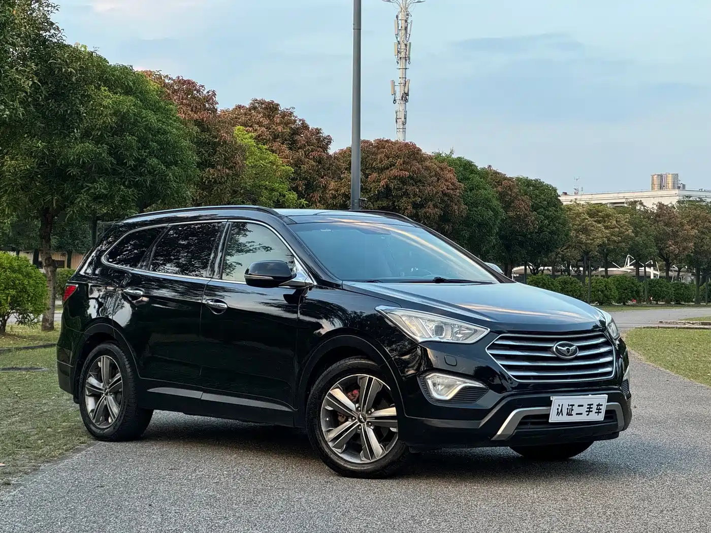 Hyundai Grand Santa Fe 2014 2013 3.0L 7-Seater 4WD Luxury Edition
