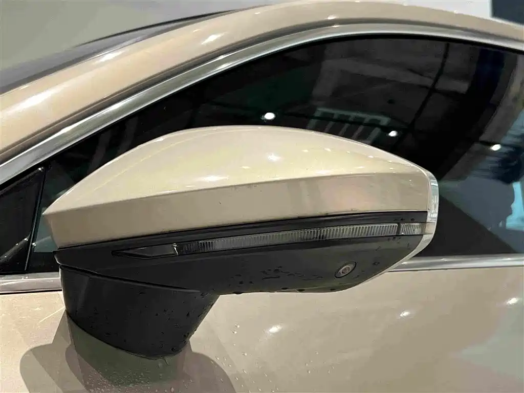 Photo 12 - Audi A7L