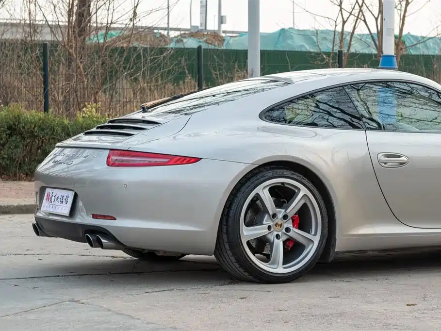 Porsche 911 2012 Carrera S 3.8L фото 15