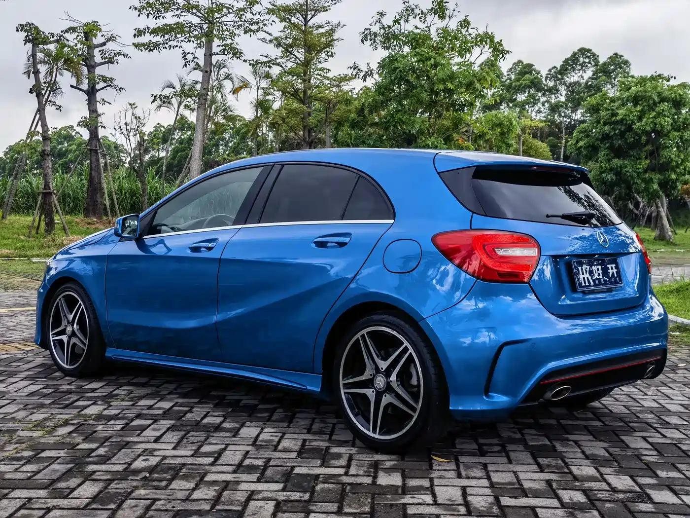 Mercedes-Benz A-Class (Import) 2013 A 260 Sport фото 5