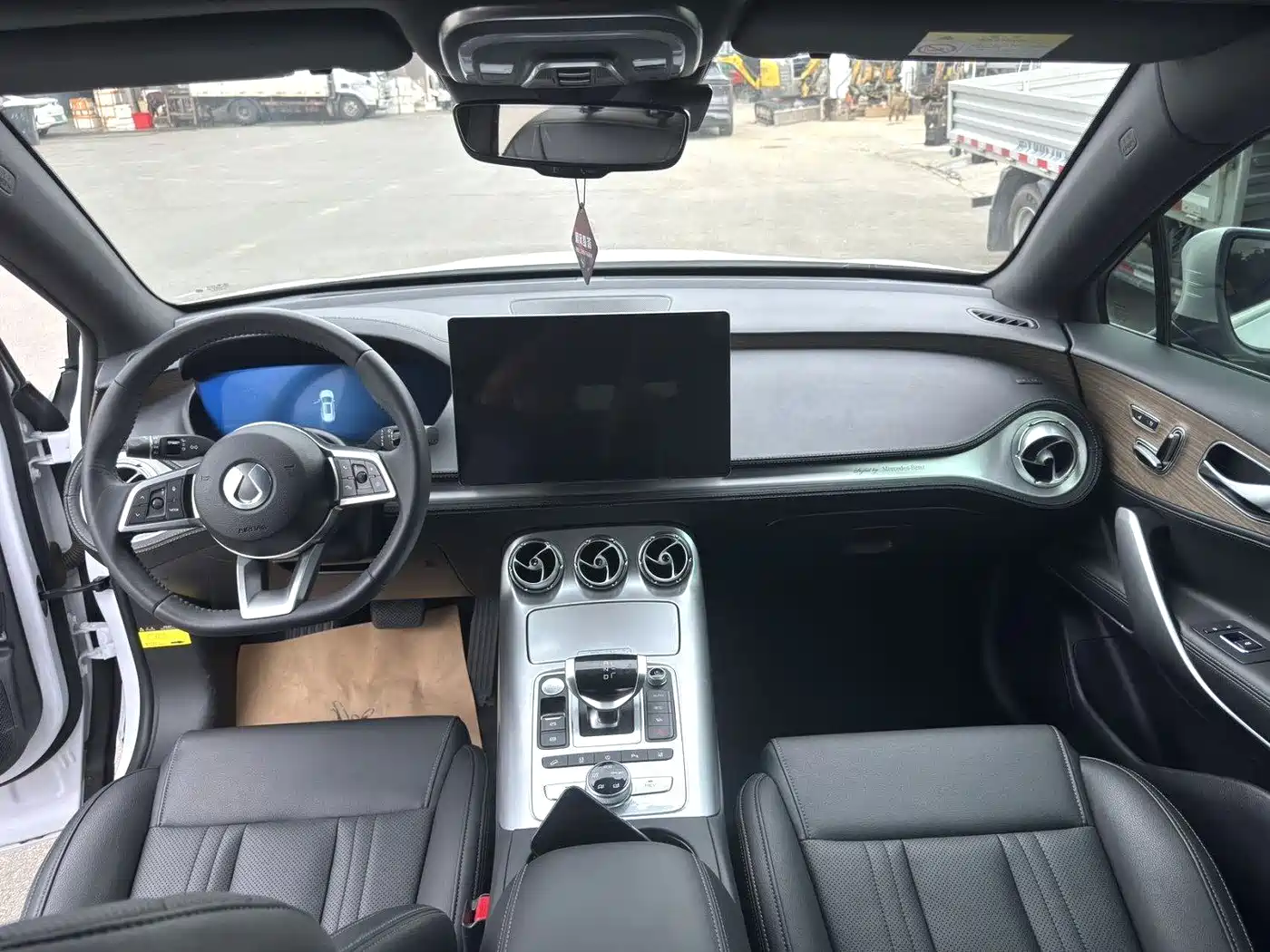 Denza X 2020 2020 PHEV Classic Edition