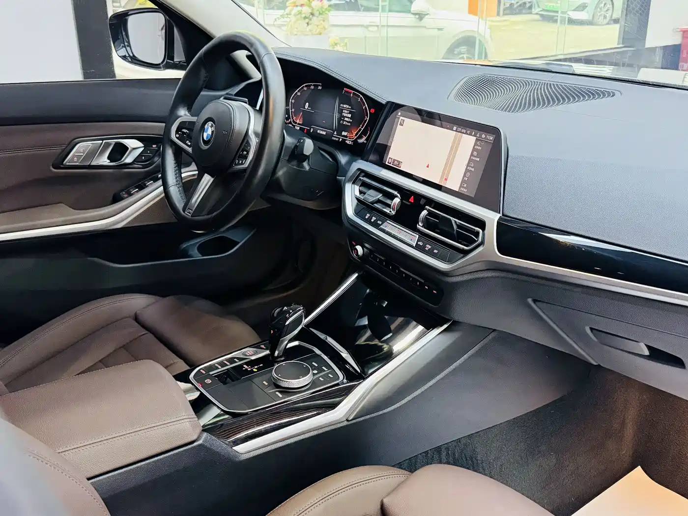 BMW 3 Series 2020 320Li M Sport Package фото 9