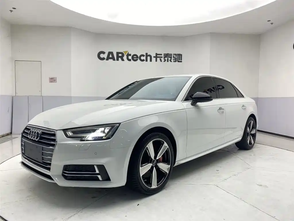 Audi A4L 2018 30th Anniversary 40 TFSI Fashion