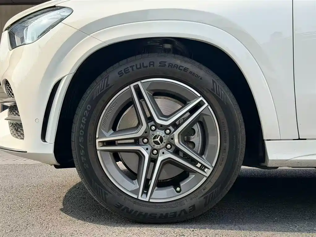 Mercedes-Benz GLE Coupe 2020 GLE 450 4MATIC Coupe SUV Fashion фото 7