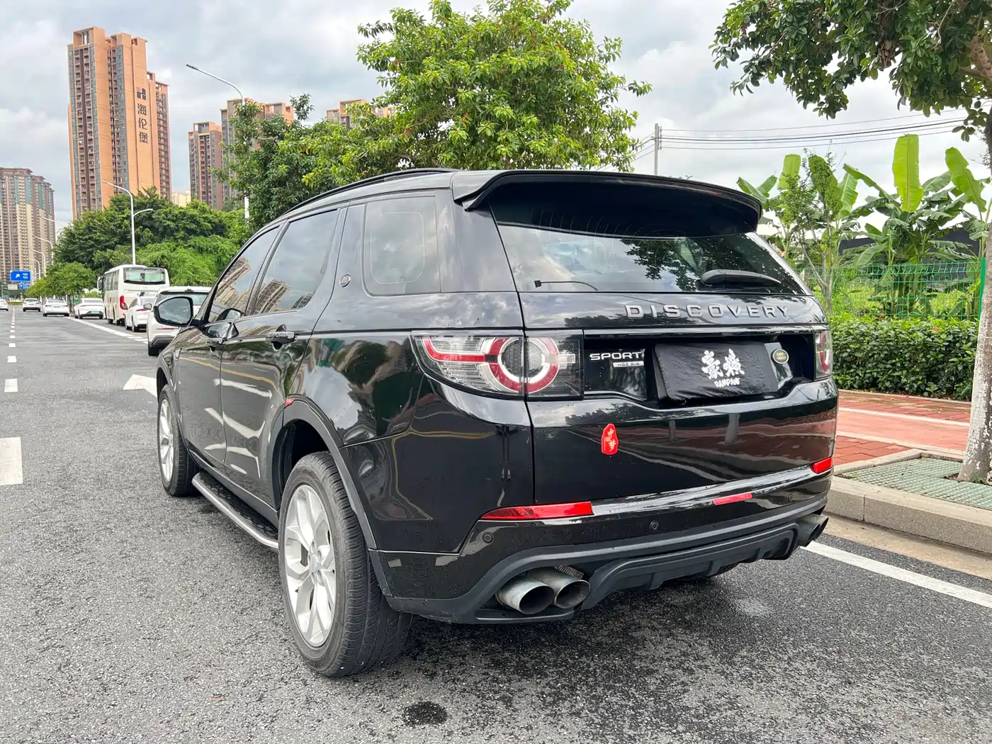 Land Rover Discovery Sport 2016 2.0T HSE фото 4