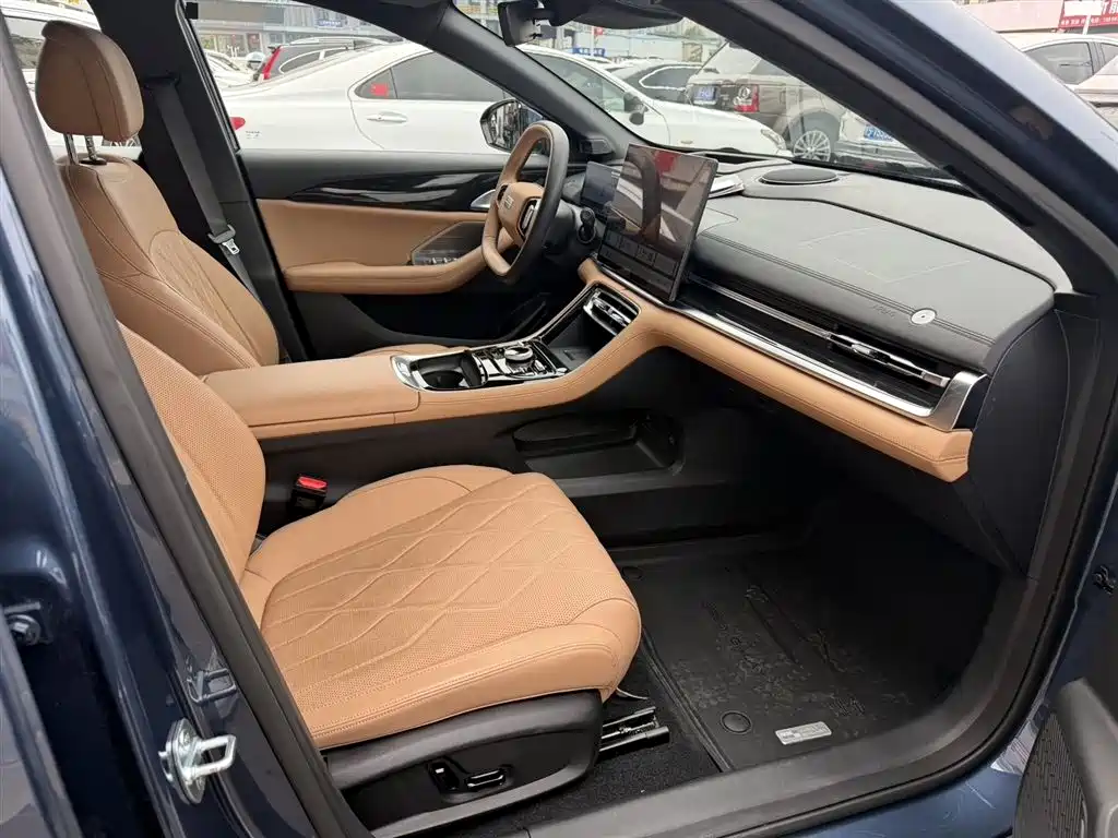 Geely Galaxy Galaxy A7 2025 EM-i фото 5