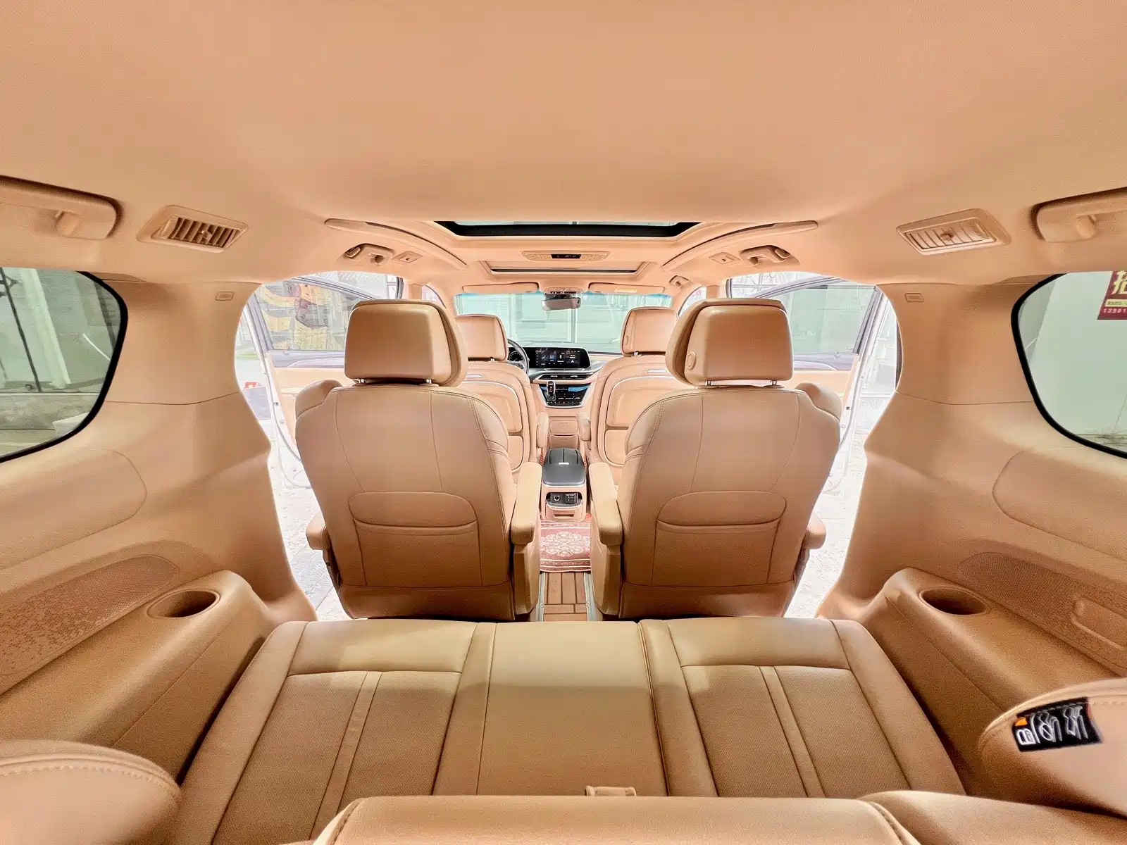 Фото 23 - Buick GL8