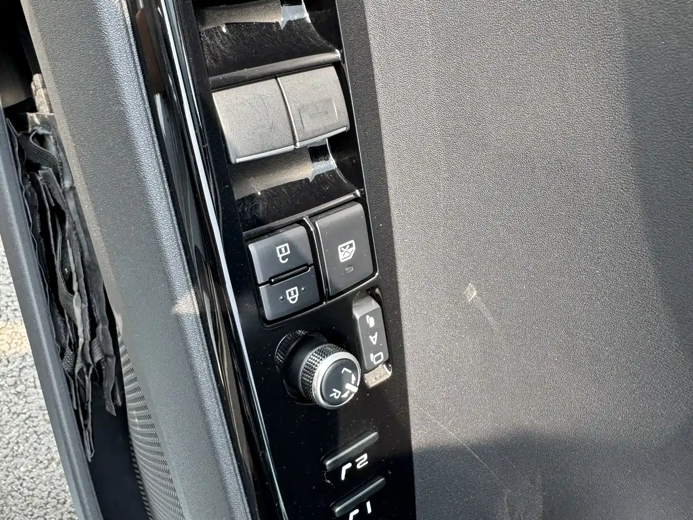 Toyota Camry 2024 Model Dual Hybrid 2.0HXS Sport Plus Edition фото 33
