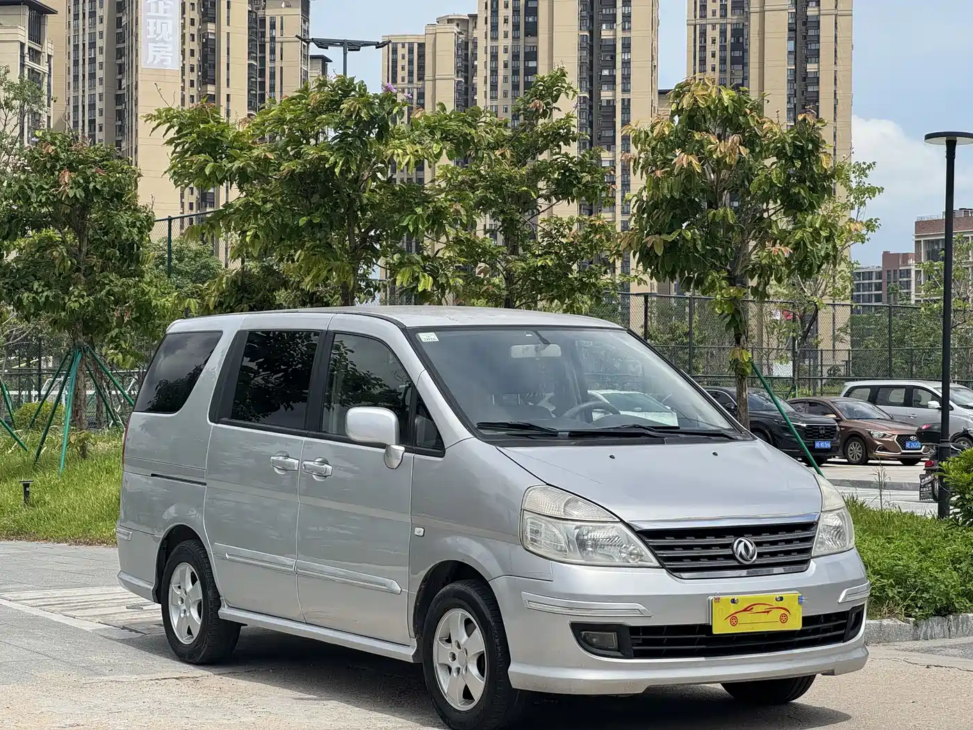 Dongfeng Yuxuan 2010 2009 2.0L Manual Luxury