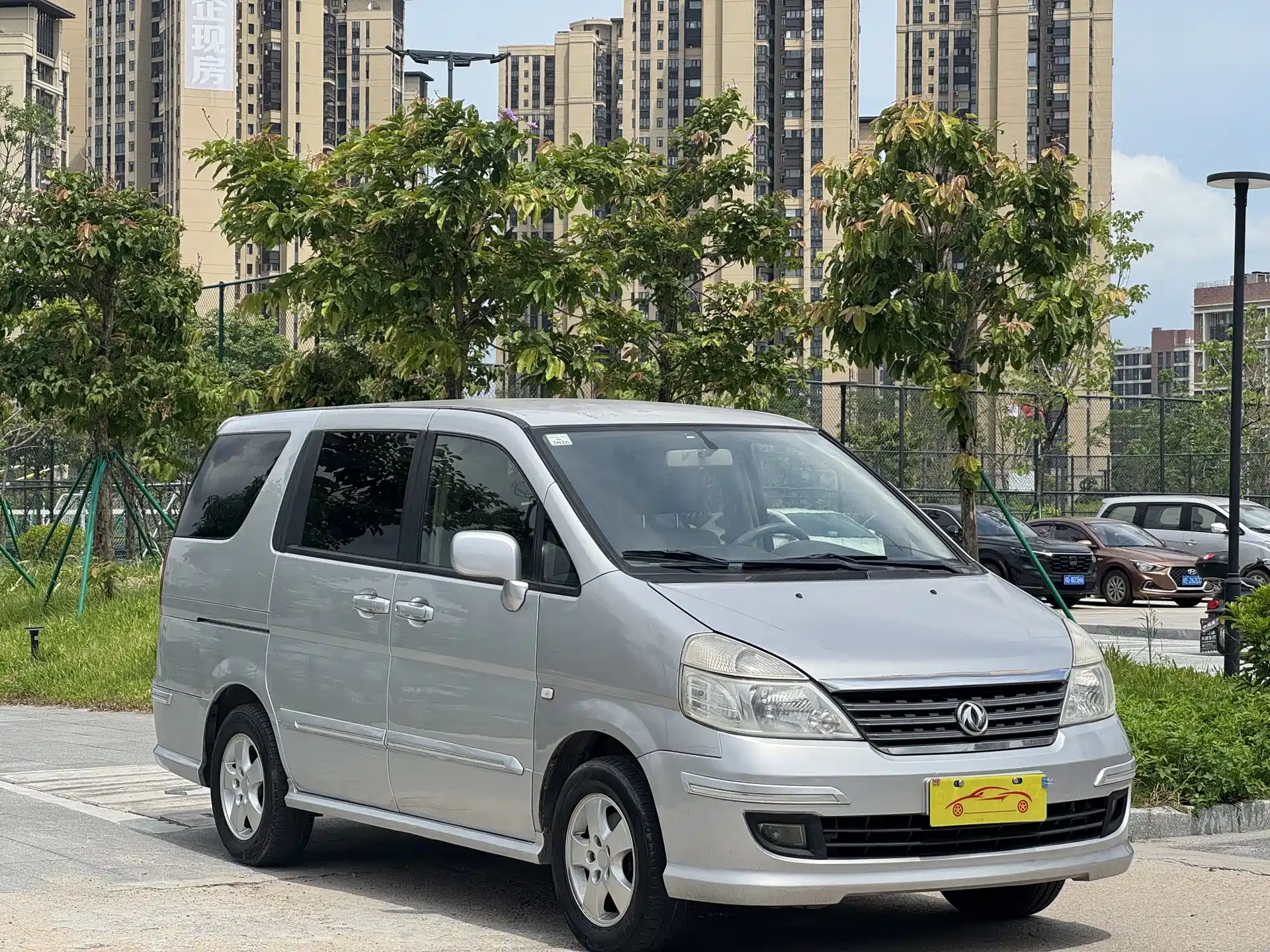 Фото 6 - Dongfeng Yuxuan