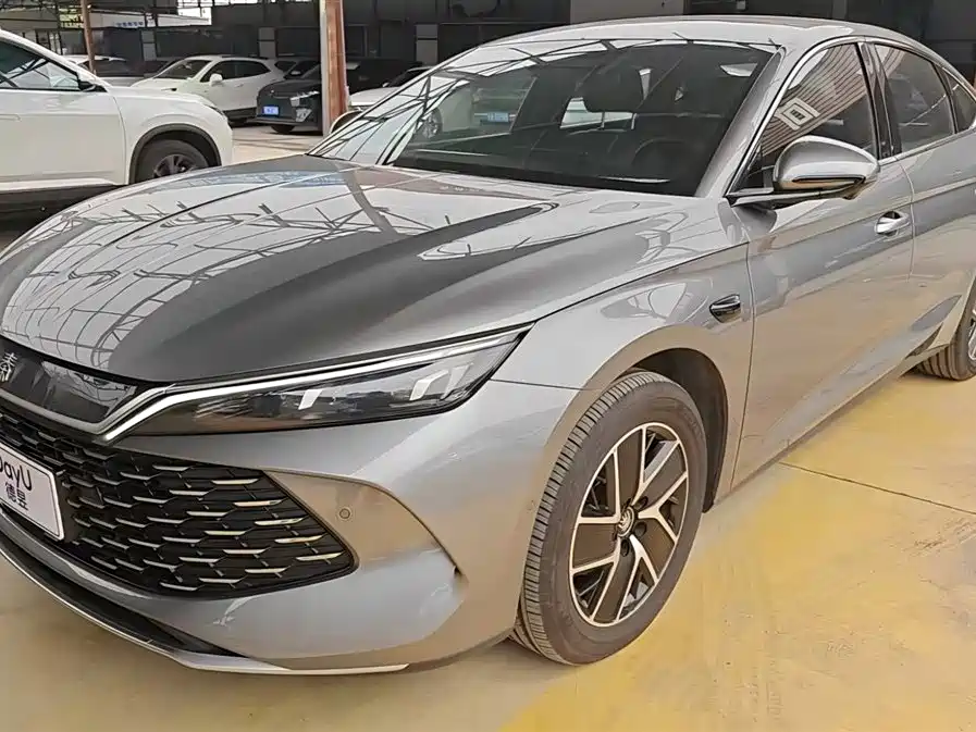BYD Qin L 2025 DM-i Smart Drive Edition 120KM Surpassing