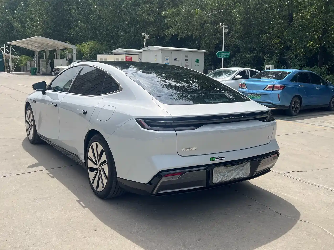 Geely Galaxy Galaxy E8 2024 2024 550km RWD MAX