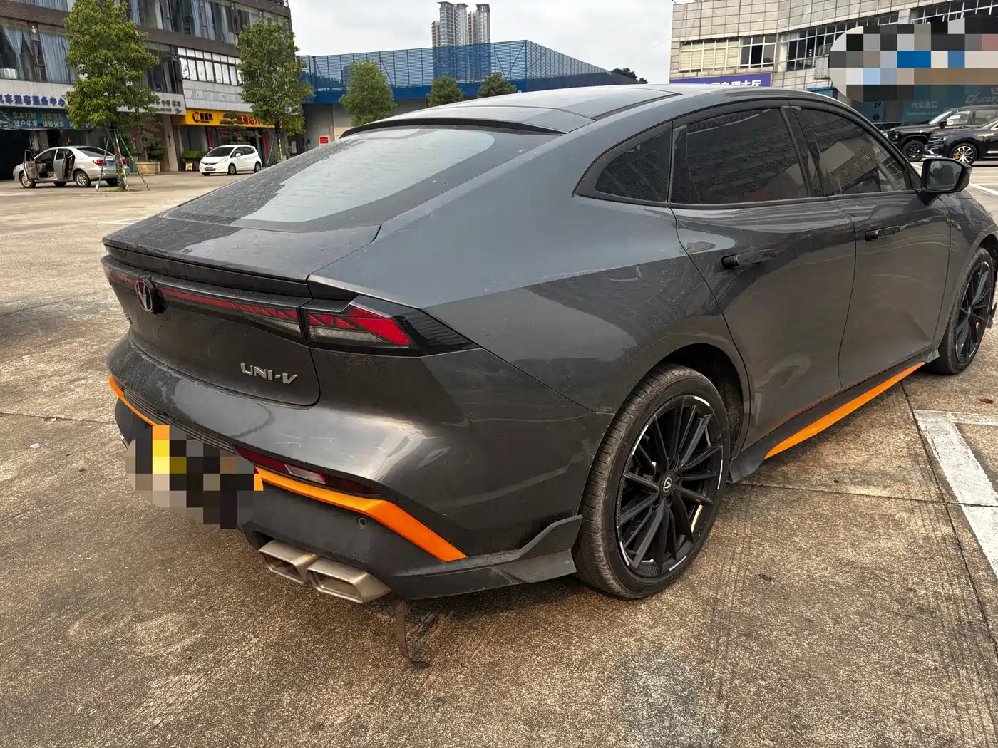CHANGAN UNI-V