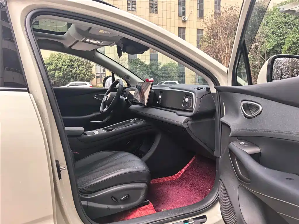 BYD Hai Shi 05 EV 2025 520KM Smart Navigation Edition фото 7