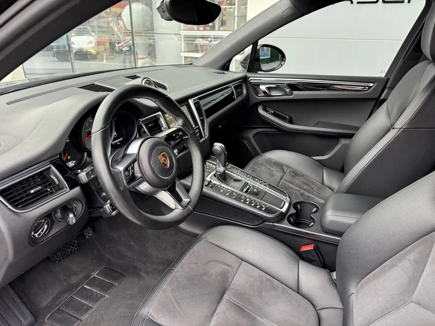 Porsche Macan 2016 Macan S 3.0T фото 12