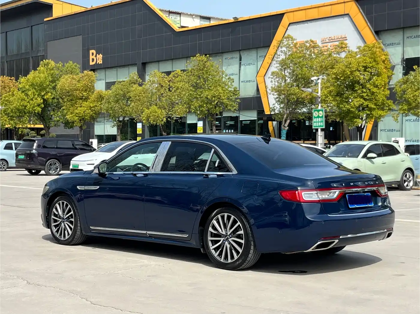 Lincoln Continental 2019 2.0T 2WD Zunyao Edition China VI фото 35