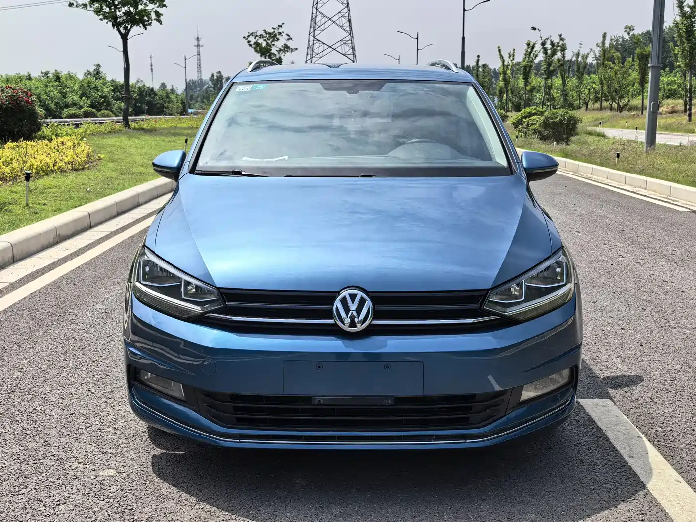 Volkswagen Touran 2016 Touran L 280TSI DSG Comfortline фото 3