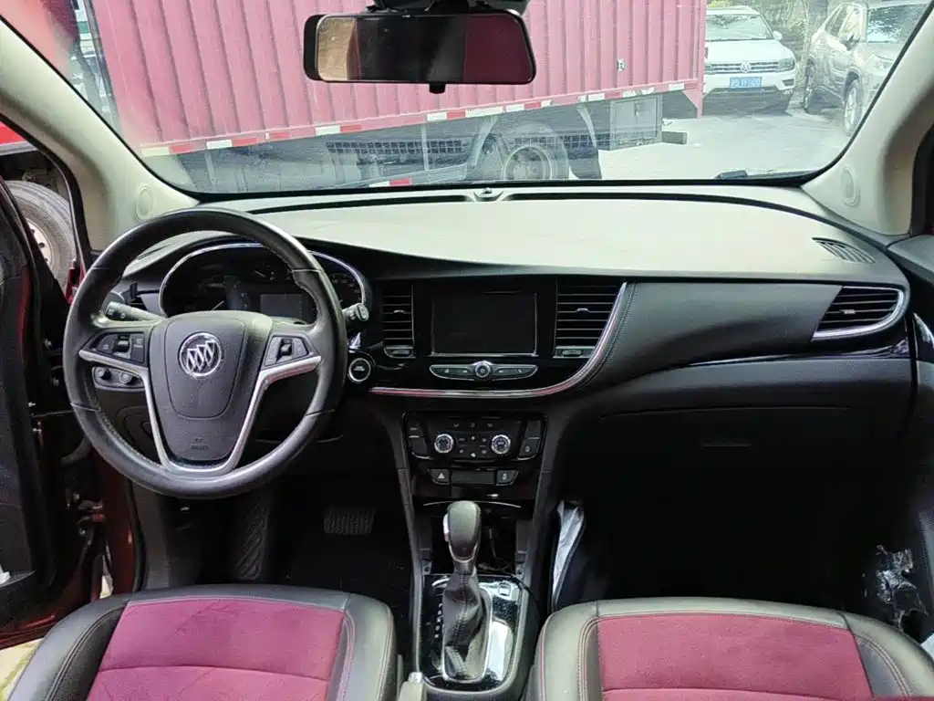 Фото 12 - Buick Encore