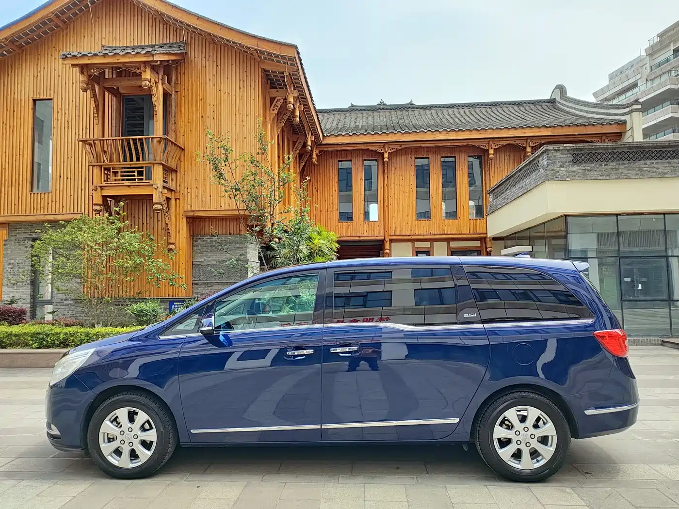 Buick GL8 2014 3.0L GT Luxury Business Elegance фото 4