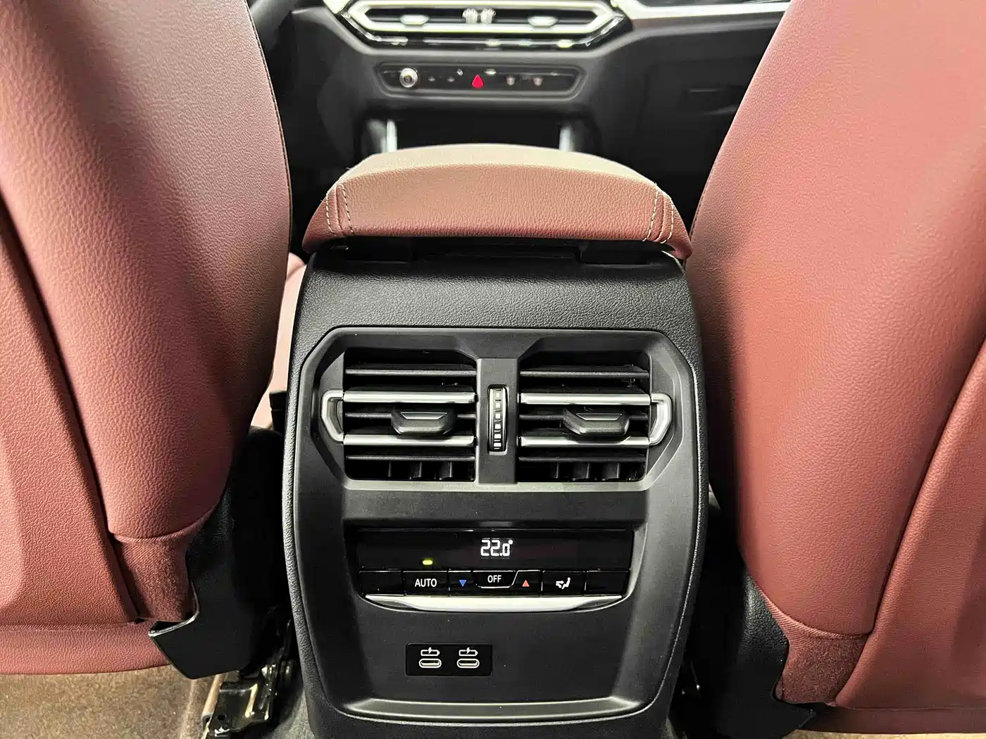 BMW 3 Series 2023 320Li M Sport Package фото 7