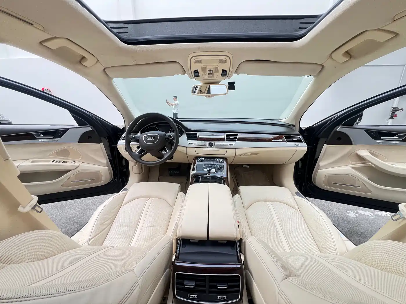 Audi A8 2012 A8L 45 TFSI quattro Luxury фото 9