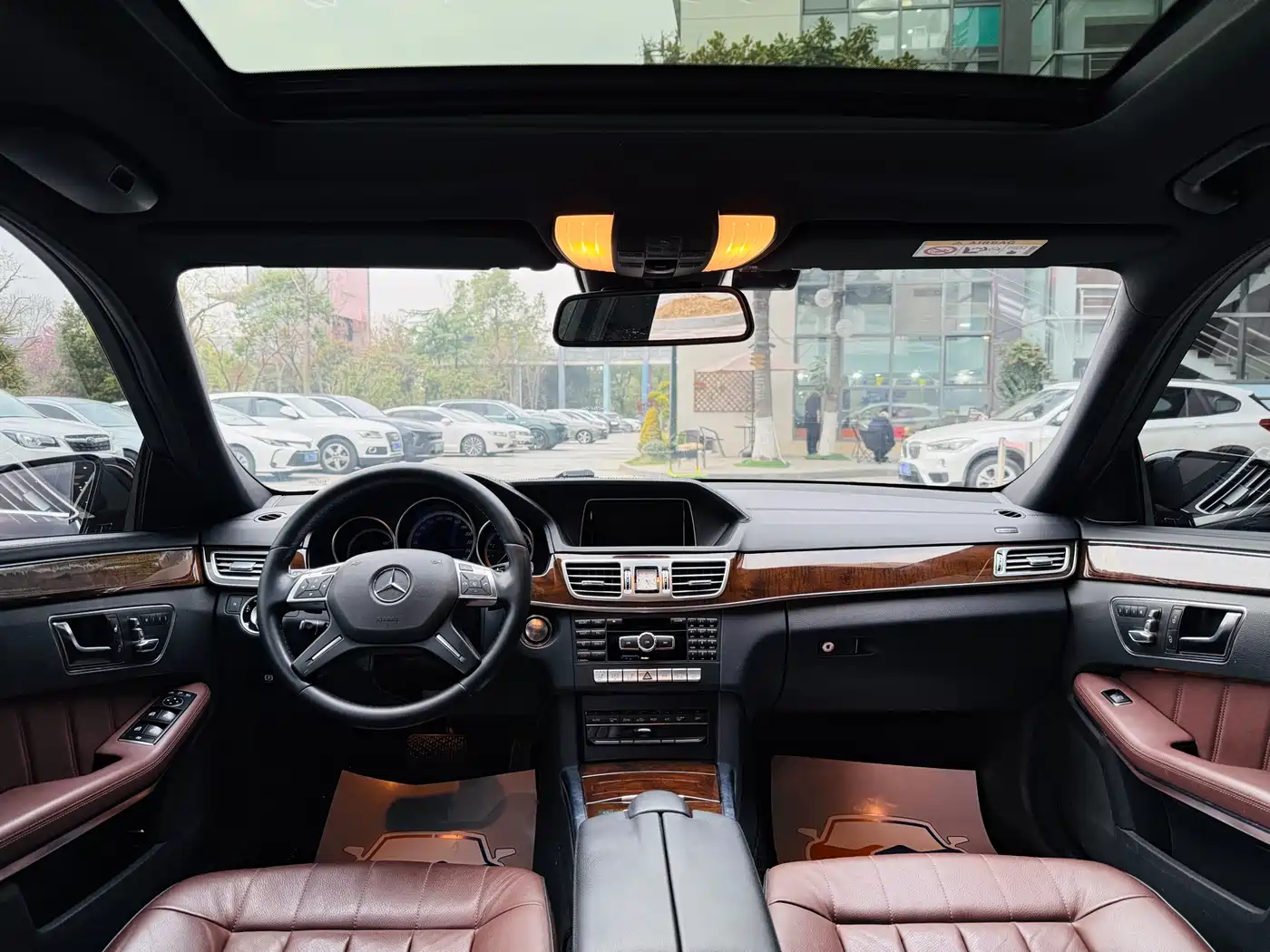 Mercedes-Benz E-Class 2015 E 320 L 4MATIC фото 12