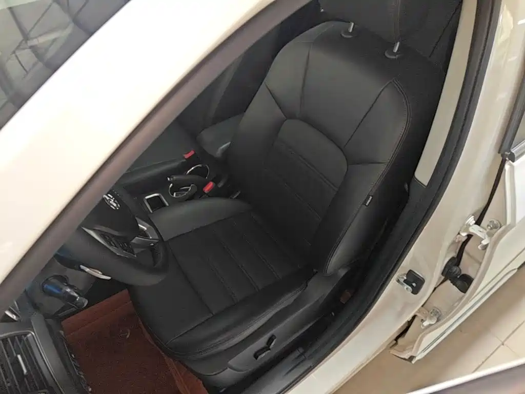 BAIC Senova X65 2015 2015 2.0T Automatic Elite