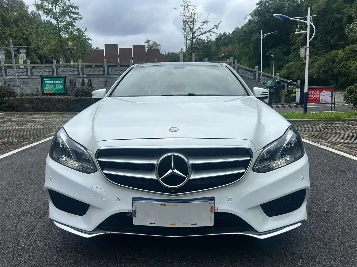 Фото 2 - Mercedes-Benz E-Class