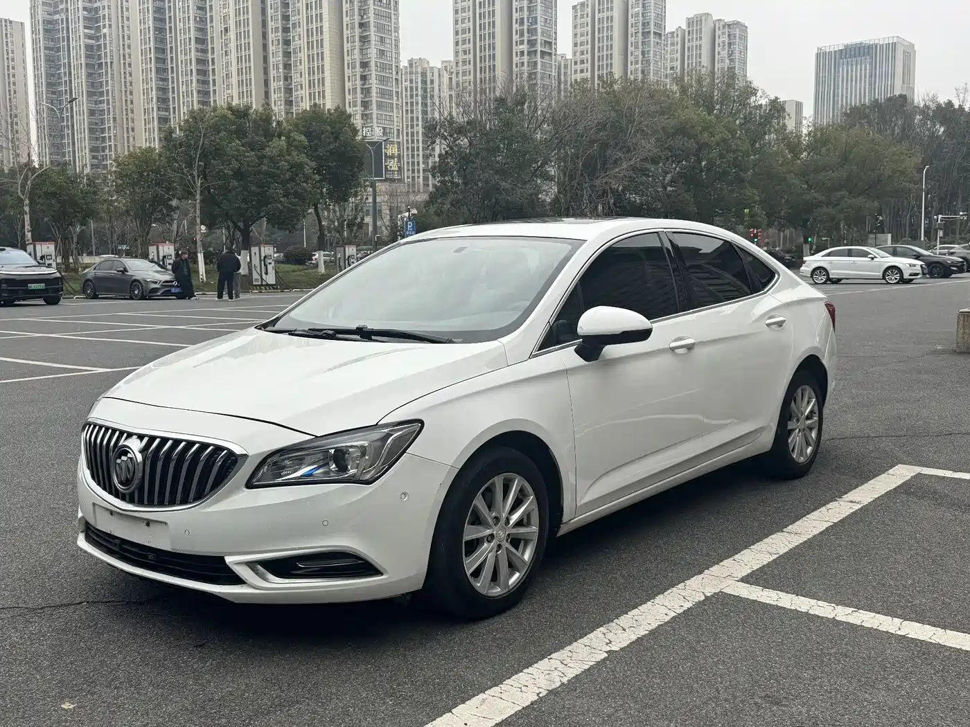 Buick Verano 2015 Sedan 20T Dual-clutch Luxury