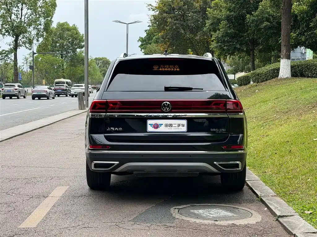 Volkswagen Teramont 2024 380TSI 4WD Prestige Luxury Edition фото 5