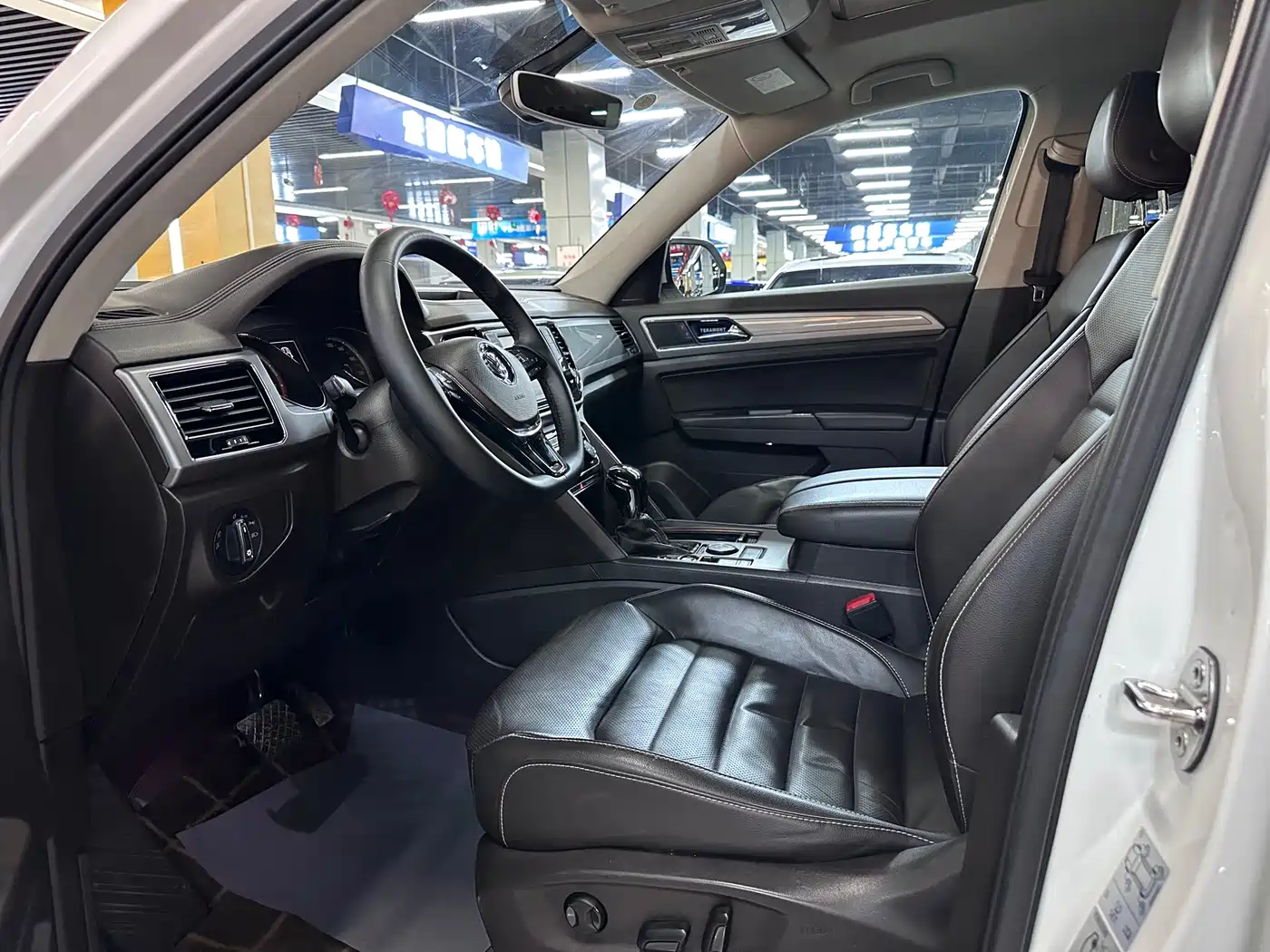Volkswagen Teramont 2017 380TSI 4WD Luxury Edition фото 5