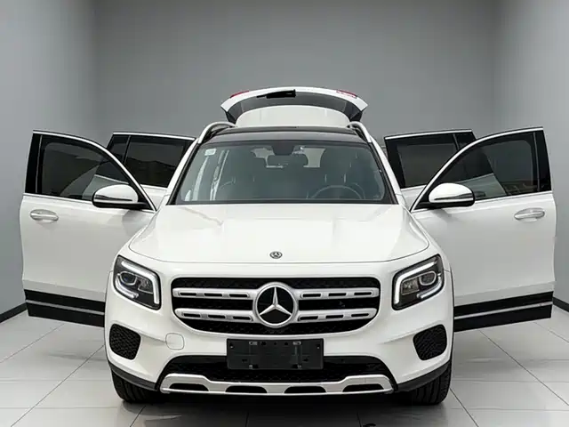MERCEDES-BENZ GLB