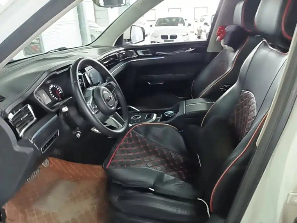 Zotye T800 2019 2018 2.0T Automatic Premium Smart Connection 7-seater
