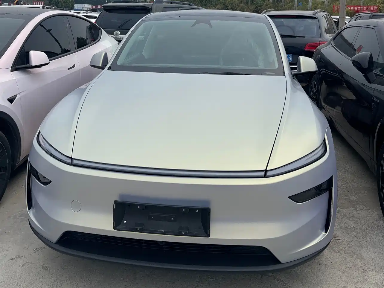 Photo 1 - Tesla Model Y