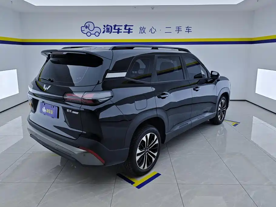 Wuling Motors Starlight 560 2026 2025 Model Gasoline Version 5-seater