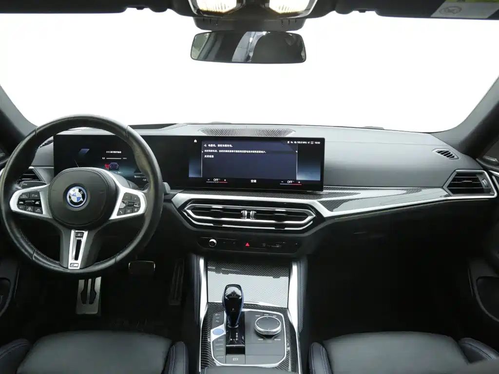 BMW I4