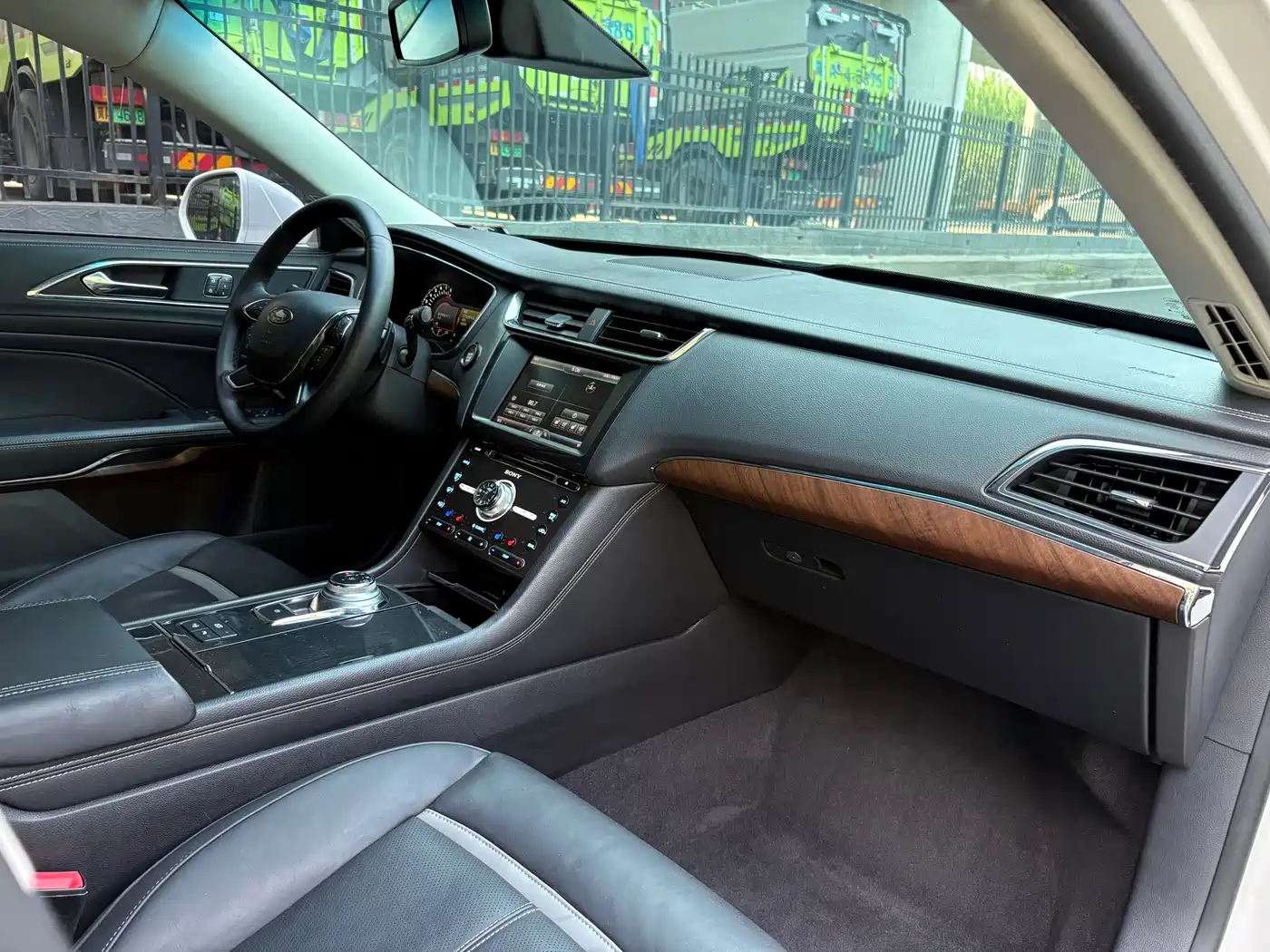 Ford Taurus 2017 EcoBoost 325 V6 Flagship фото 6