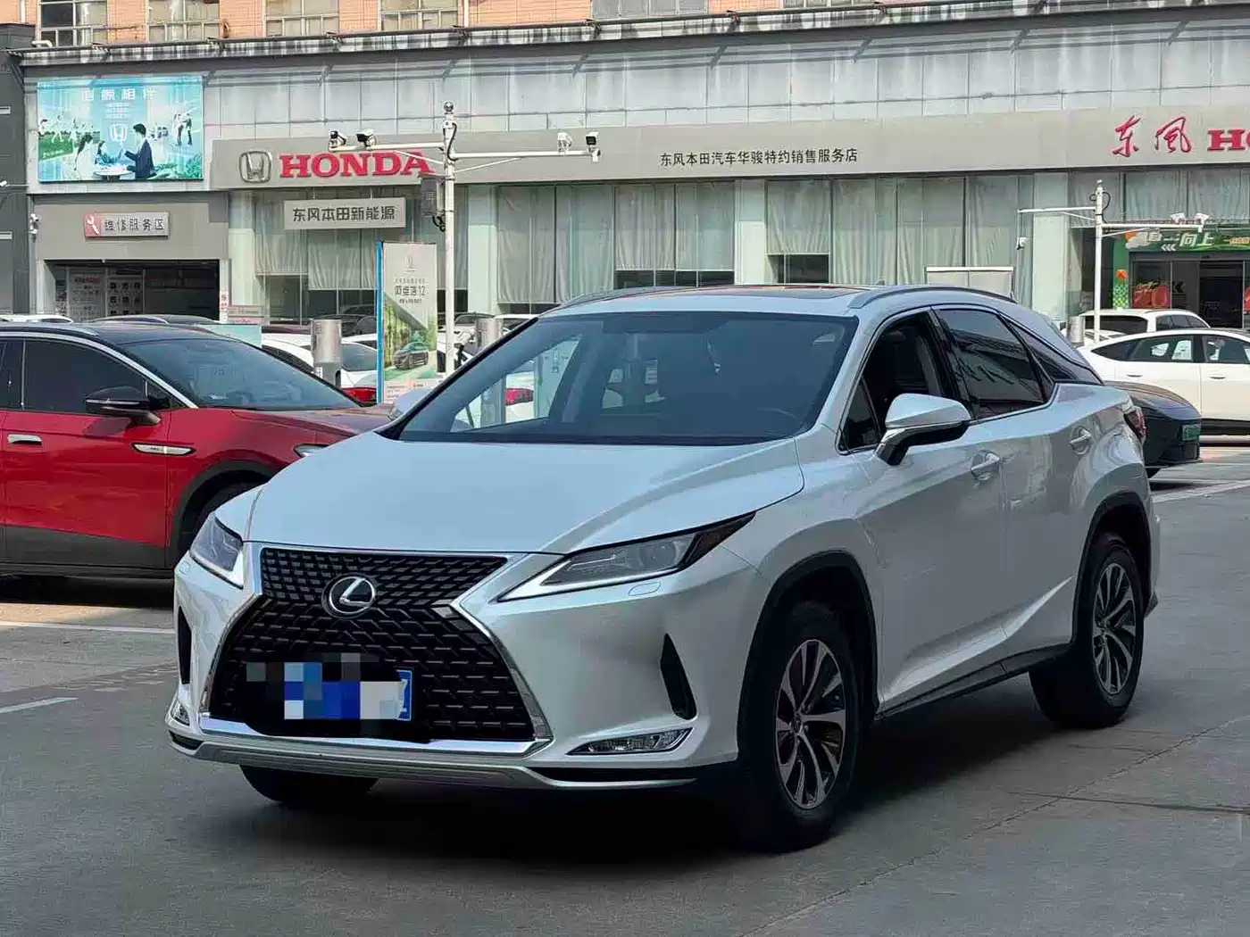 Lexus RX 2020 Facelift 300 2WD Elite Edition фото 3