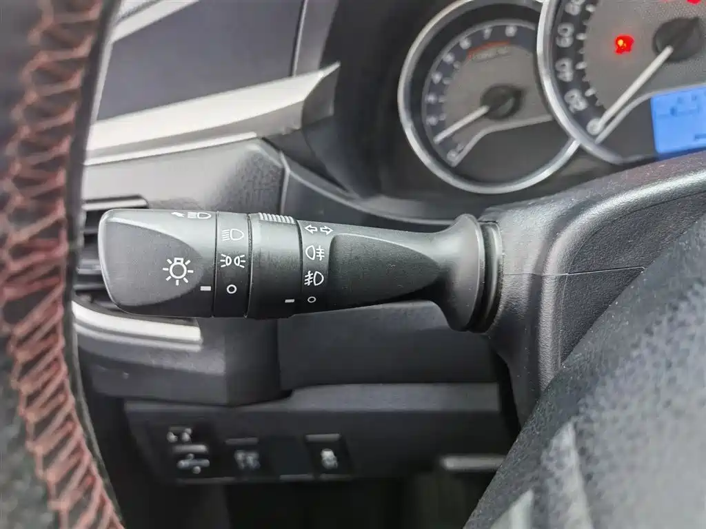 Toyota Corolla 2017 1.2T Manual GL фото 21