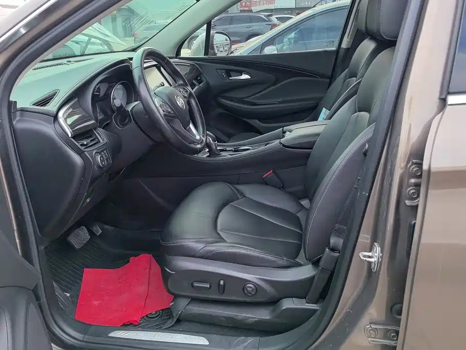 Фото 9 - Buick Envision Plus
