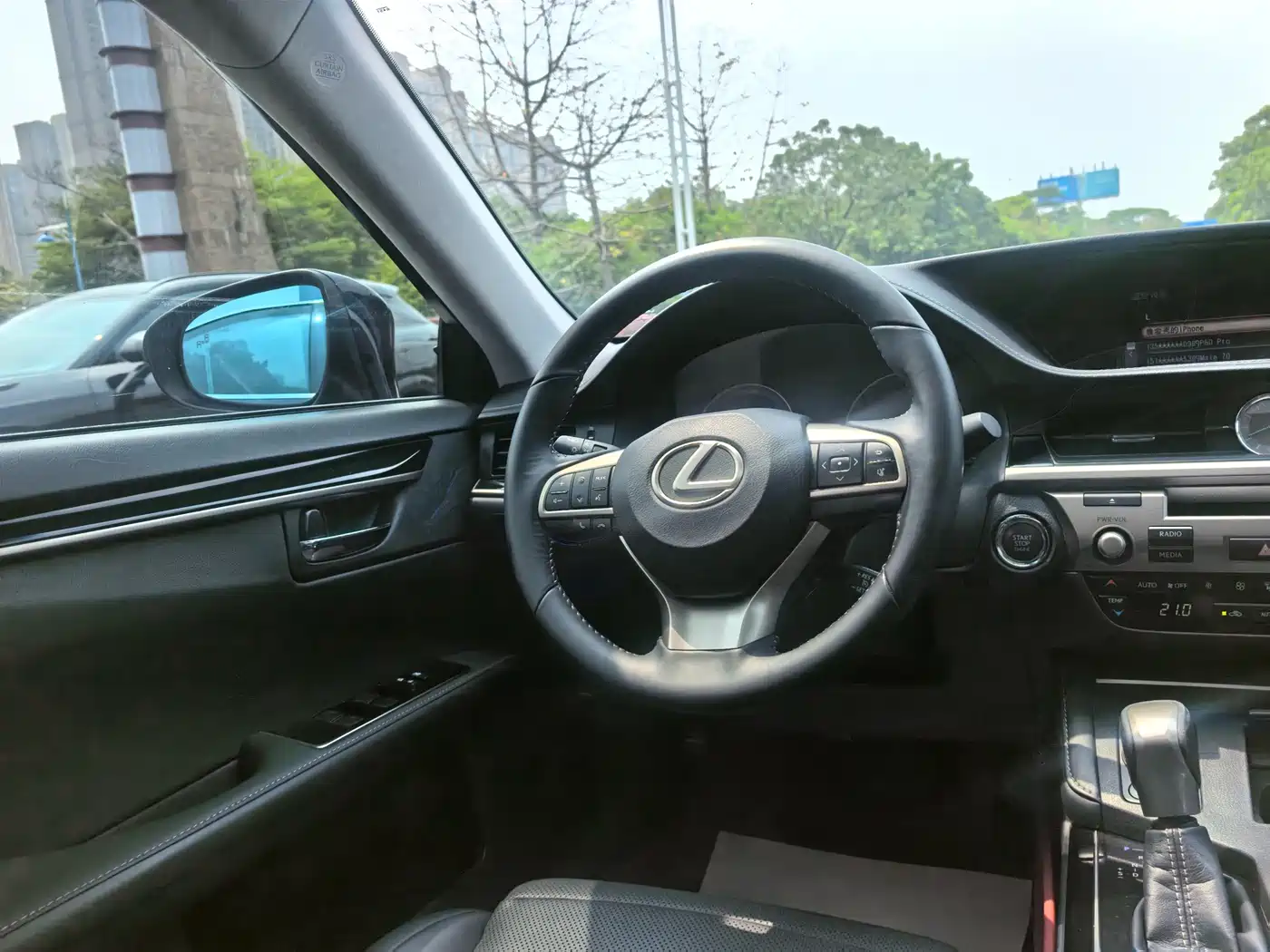 Lexus ES 2015 200 Elite Edition фото 7