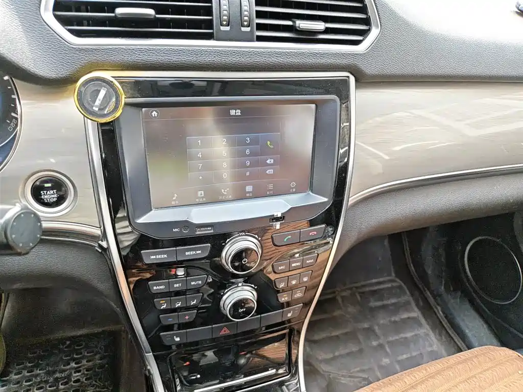 Haval H2 2014 1.5T Manual 2WD Elite Edition фото 6