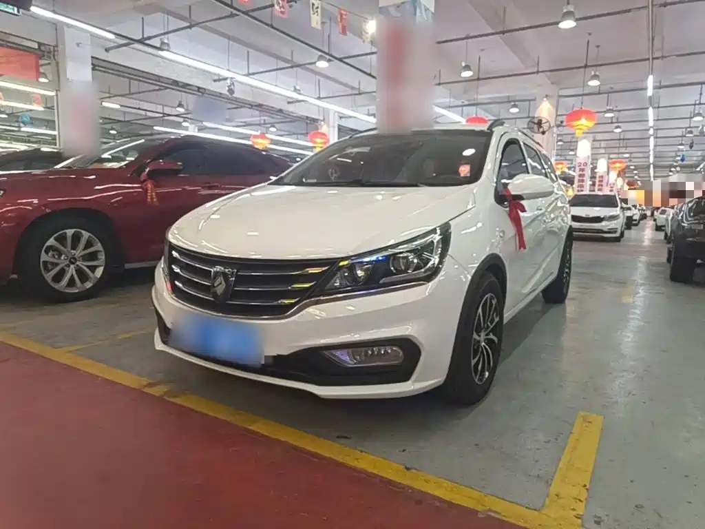 Baojun 310W 2019 2017 1.5L Manual Comfort China V