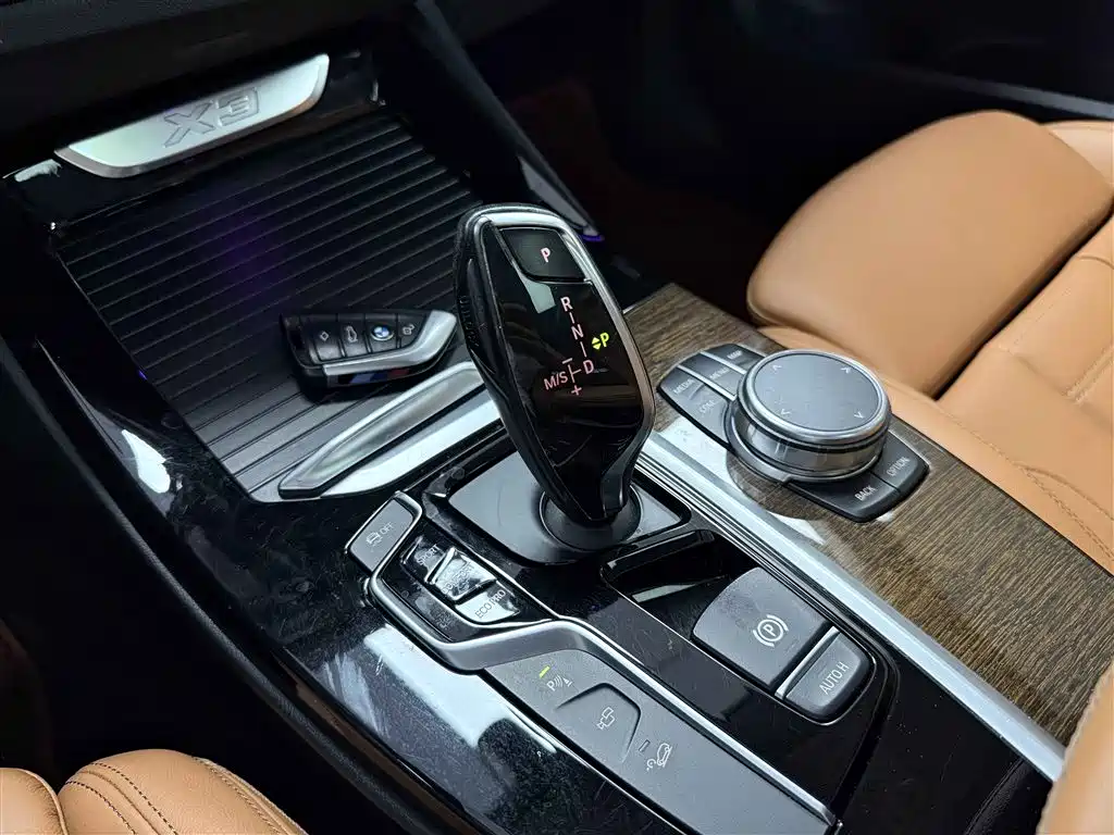 BMW X3 2018 xDrive30i Leading M Sport Package China V фото 16
