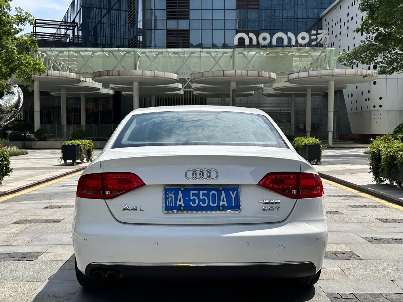 Audi A4L 2011 2.0 TFSI Standard фото 5