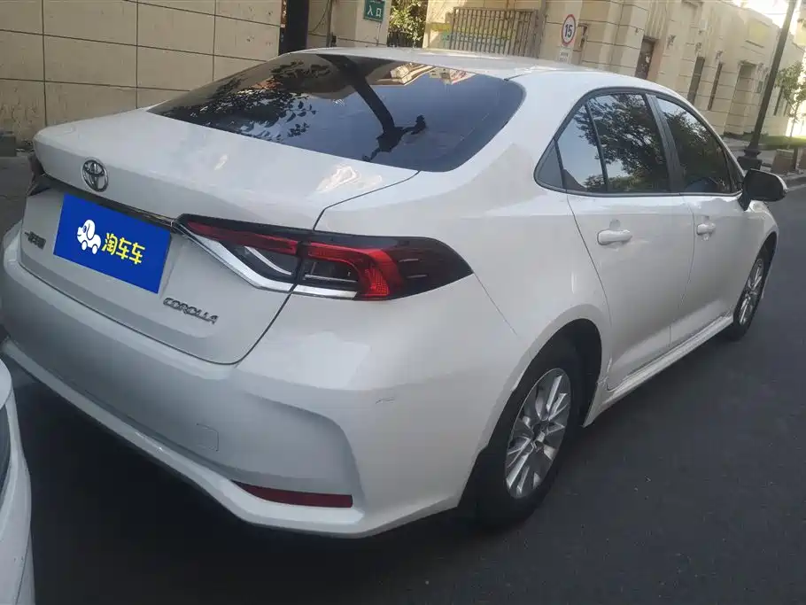 Toyota Corolla 2024 1.5L Pioneer Edition фото 3