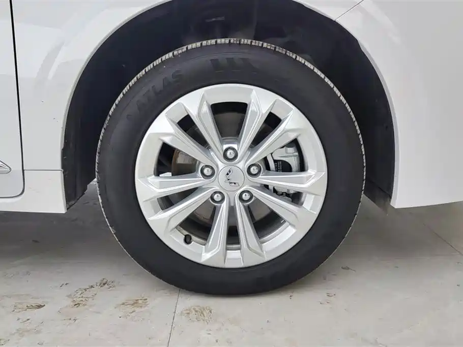 WULING AUTOMOBILE WULING JIACHEN