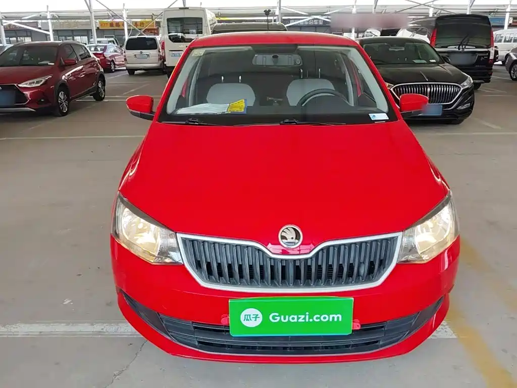 Škoda Fabia 2018 2017 1.4L Auto Car Enjoy Edition