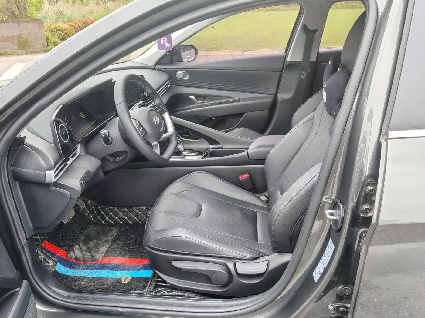 Hyundai Elantra 2023 1.5L CVT GLX Elite Edition фото 7